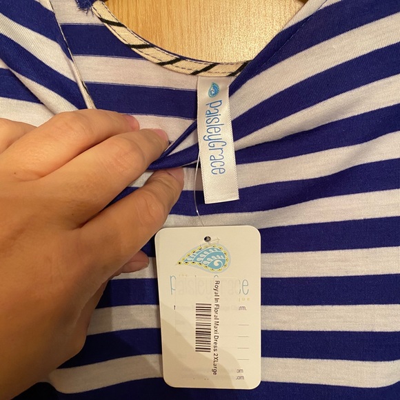 Paisley Grace Boutique Maxi Dress - Picture 2 of 4